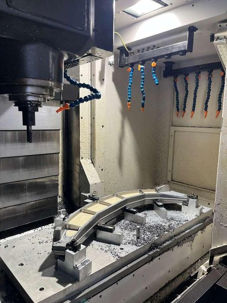 Okuma MA-550VB CNC Vertical Machining Center – 50 Taper Mill