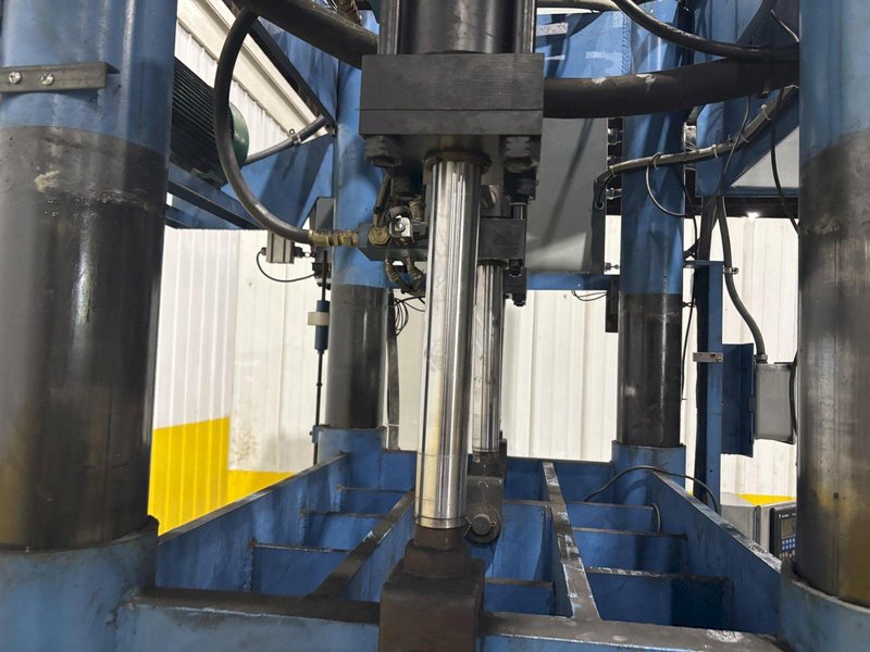 BECKWOOD 4 POST HYDRAULIC PRESS: STOCK #23242