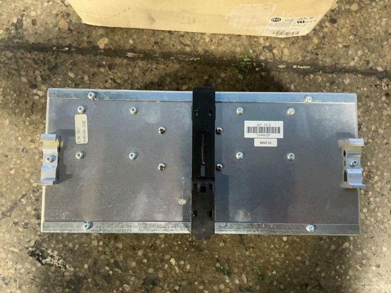 Allen Bradley 24 V / 40 A  Power Supply - 1606-xl