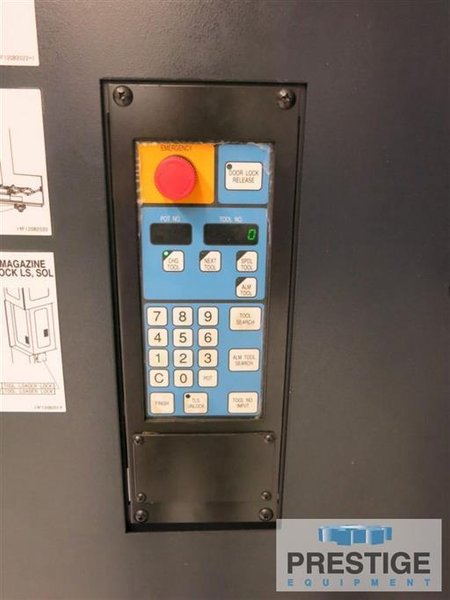 Makino D500 5-Axis Vertical Machining Center