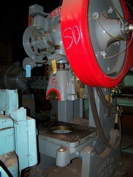 70 TON FEDERAL # 6 OPEN BACK INCLINABLE SINGLE CRANK PRESS