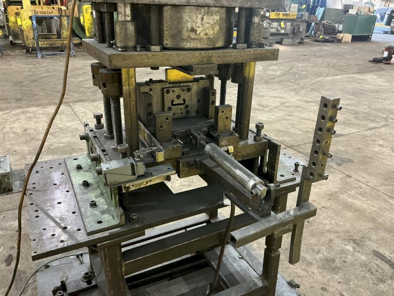 12 TON PNEUPOWR AIRAM MODEL #4P12 PNEUMATIC PRESS 3” STROKE: YOBRO #24862