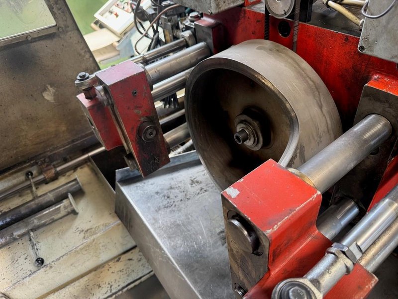 NUTAP MAS-24F Twin Spindle NUT TAPPING MACHINE