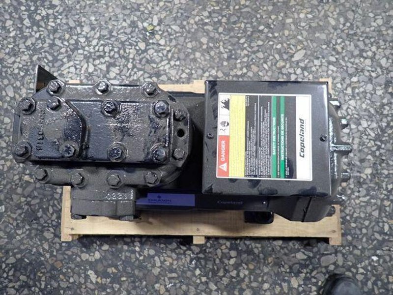 EMERSON REFRIGERATING COMPRESSOR  -  3DP3R12ME-TFD-800