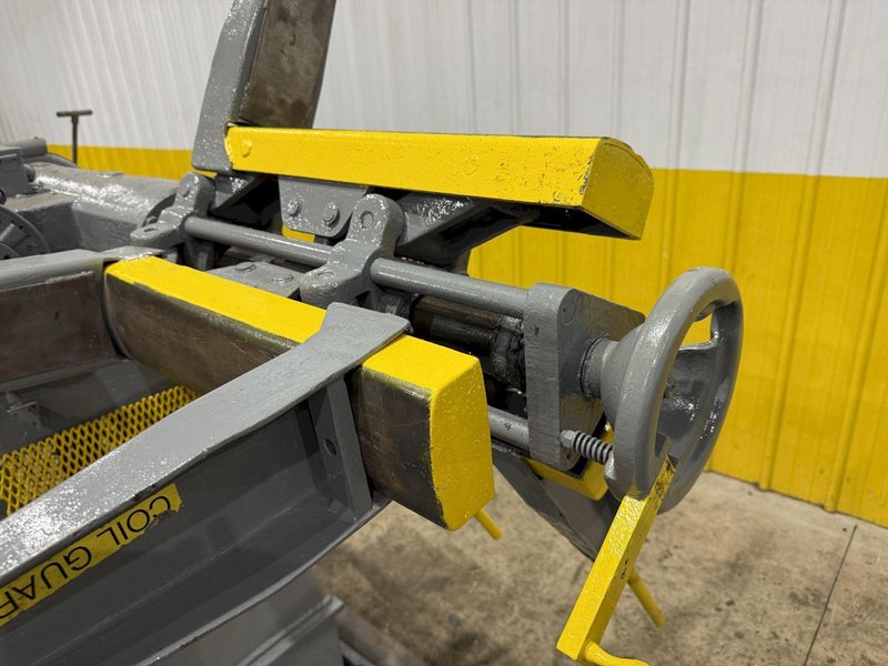 2500 LBS X 12&quot; COOPER WEYMOUTH DOUBLE END PULL-OFF COIL REEL UNCOILER: STOCK #22619