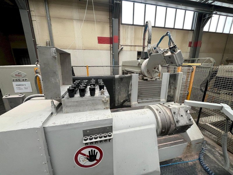 Parpas Omv - FAS - 4 P 5 axis Moldmaking CNC