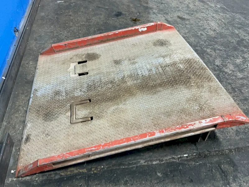 ECQA 6000 LBS DOCK RAMP  -  TD6-6066-8