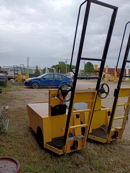 1 - PREOWNED 2014 Pack Mule SC-775-6CA 36V Electric Stock Chaser Tow Cart - 1200 lb Capacity, 5000 lb Tow