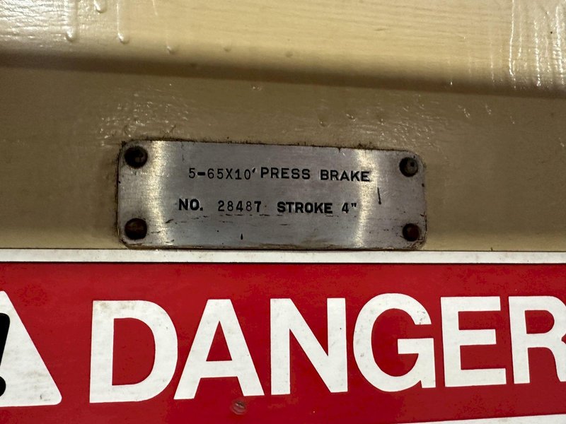 135 TON X 10' CINCINNATI MODEL #5-65 MECHANICAL PRESS BRAKE: STOCK #23039