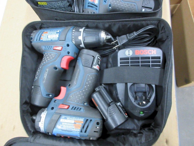 Bosch 1/4&quot; Impact Driver PS21 (2), and 3/8&quot; Drill PS31 (2) with 12V lithium Ion Batteries and Chargers- Auction Item