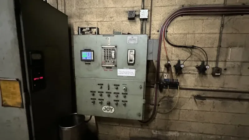 700 HP Joy Centrifugal Turbo- Air Air Compressor, Model TA-30