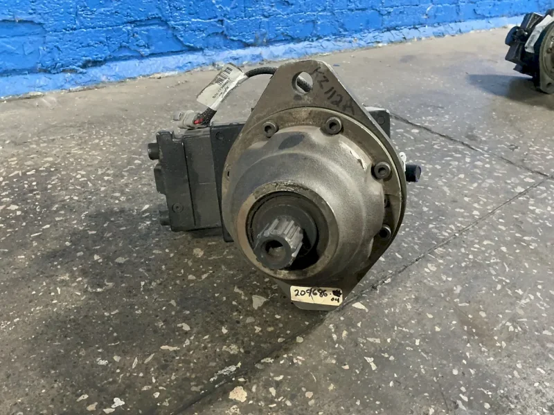 DANFOSS MOTOR TRACK DRIVE  -  51C060-1-RD1B