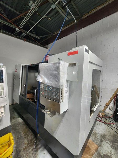 Haas VF-3 CNC Vertical Machining Center, 2013 – 40x20x25 Travels | 20 HP | 10,000 RPM | Haas Control |
