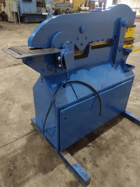 50 TON PIRANHA MODEL #P50 HYDRAULIC IRONWORKER: STOCK #23214