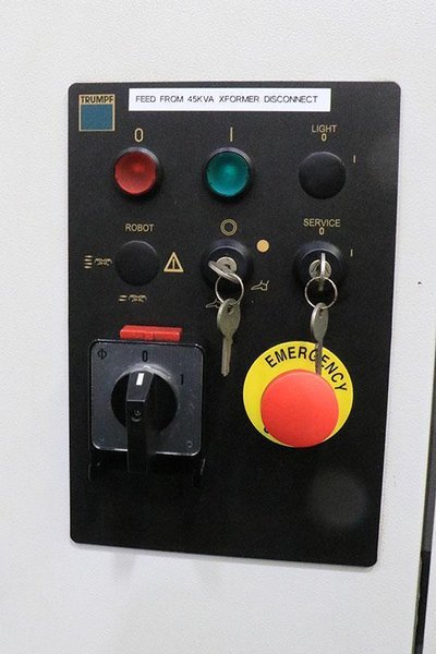 73 Ton X 80" TRUMPF Hydraulic Press Brake, Model TruBend 3066