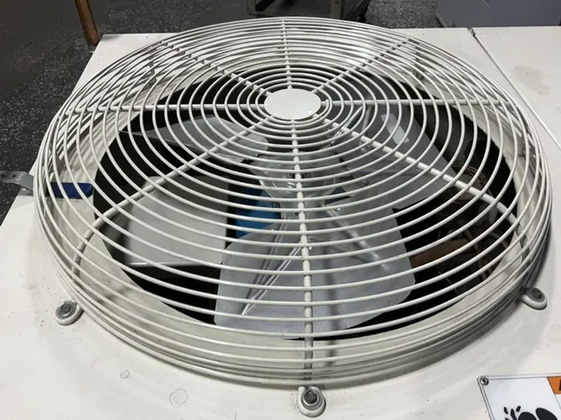 TRUETON 3/-/460 WATER CHILLER   -  200AC