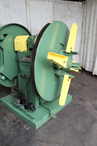 4000 LB x 12" AUTOMATIC FEED DOUBLE END COIL REEL: STOCK #72177