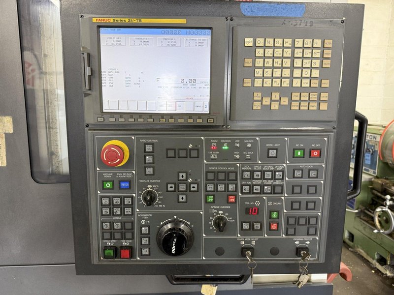 Used 2008 DOOSAN Puma V550 CNC Vertical Turret Lathe For Sale