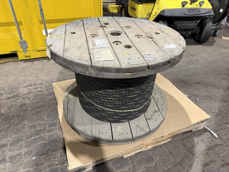 7/8" x 600' WIRE ROPE CABLE ON (2) WOOD SPOOLS: YOBRO #24344