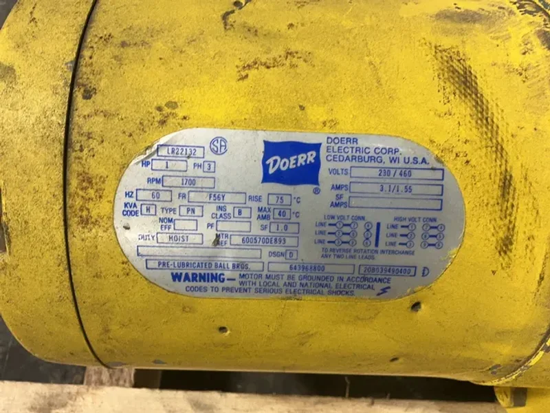 YALE 1 TON HOIST