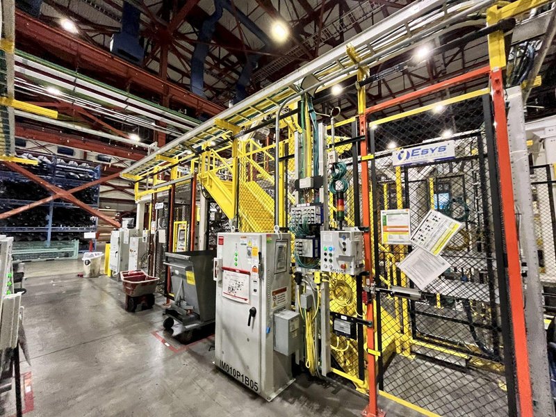 4000 Ton Krauss Maffei Injection Molding Press