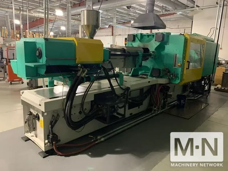 440 TON 45.4 OZ ARBURG MODEL 820S-4000-2100 INJECTION MOLDING MACHINE MFG 2005