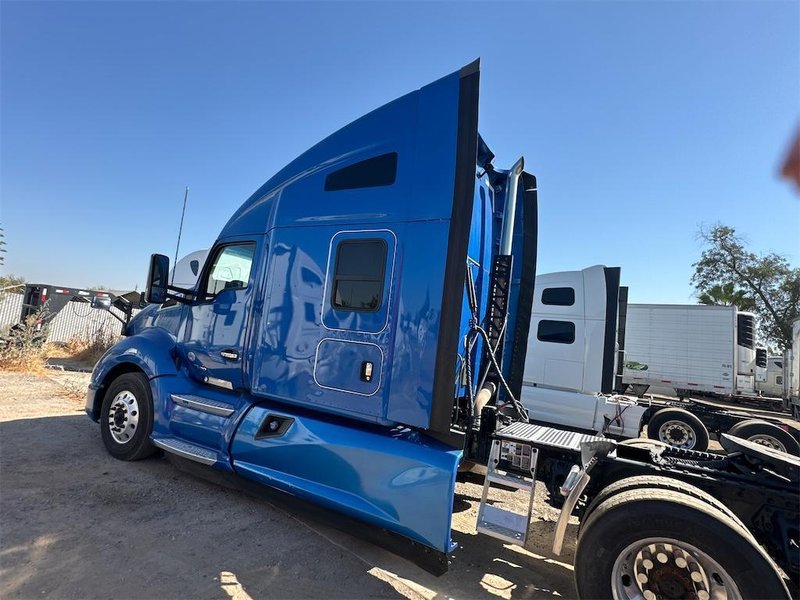 2022 Kenworth T680 1XKYD49X9NJ466983