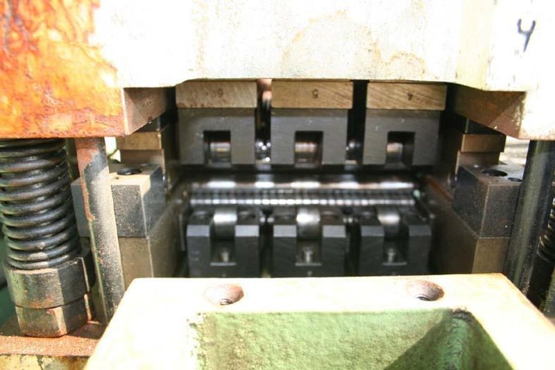 5" x 19 ROLL KOHLER 4 HI TRIPLE BACKED PRECISION LEVELER:  STOCK #50161