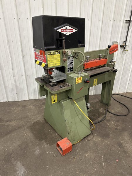 40 TON METAL MUNCHER HYRAULIC IRONWORKER: STOCK #77878