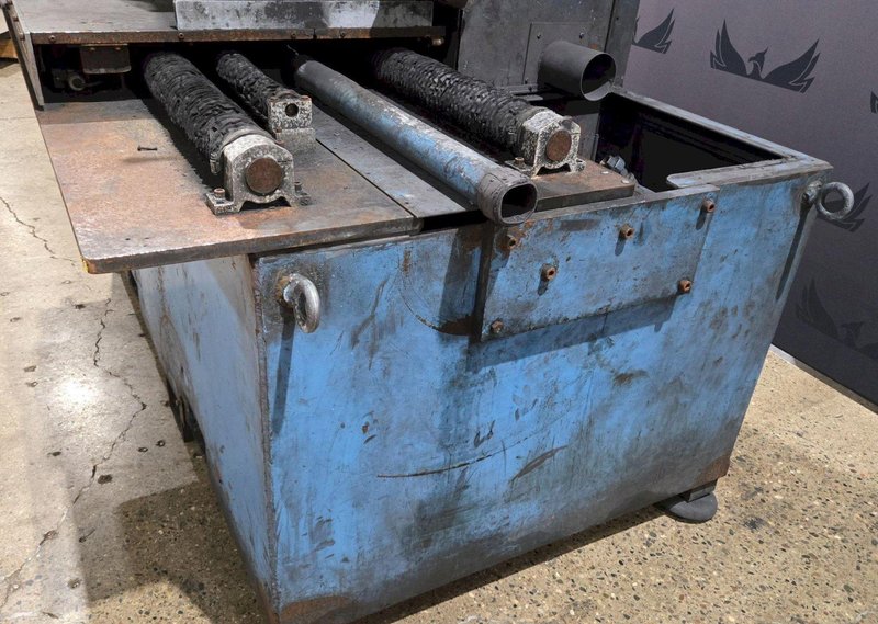 UNKNOWN Automatic Bandsaw AS-IS