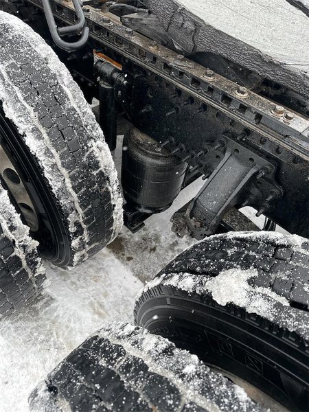 2021 Volvo VNL64T860 Stock #229000