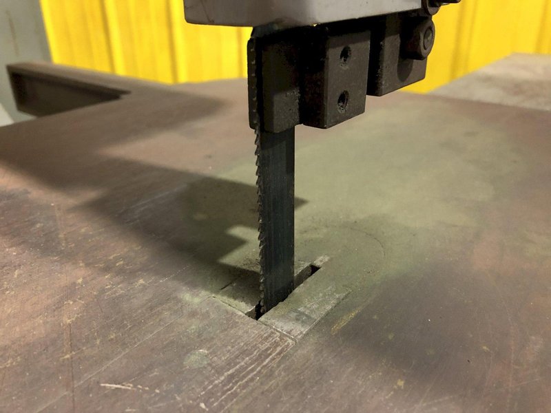 36" GROB MODEL #4V-36 VERTICAL BAND SAW: STOCK #17576