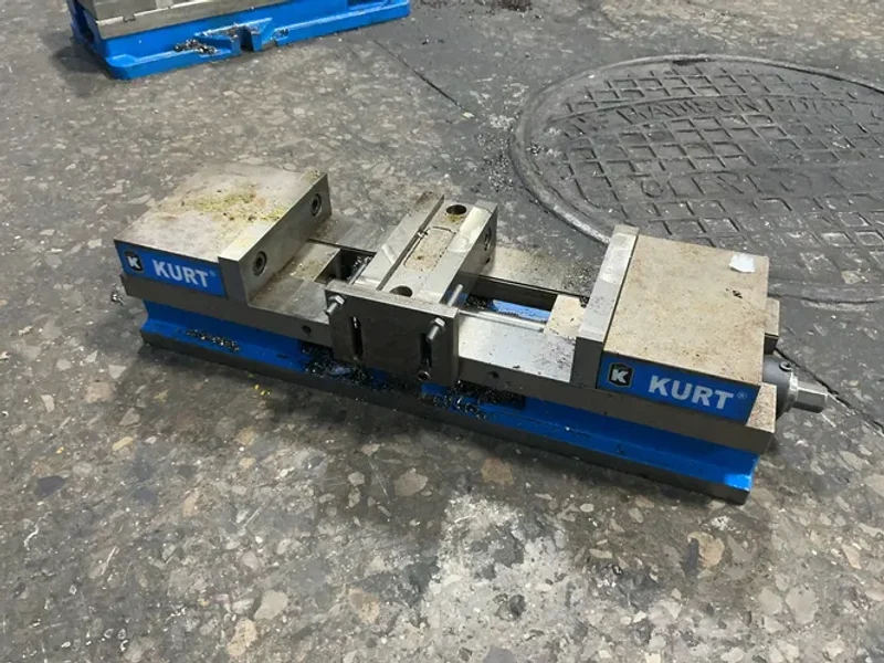 KURT 6” 6” VISE