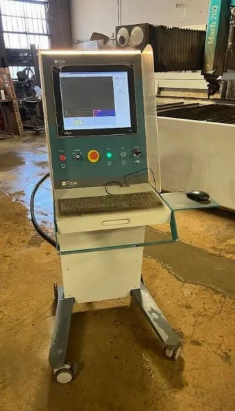 2019 FLOW MACH 200 4020 PIVOT PLUS | Waterjet Cutters