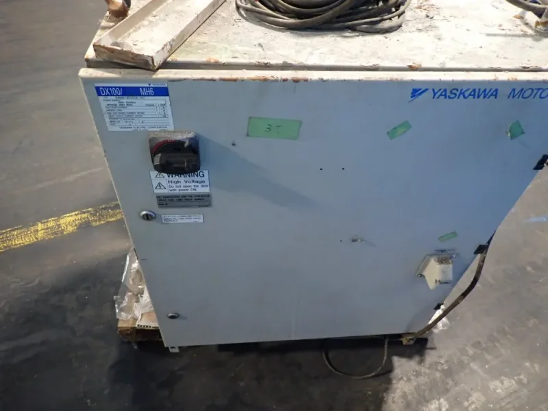 YASKAWA ELECTRIC ROBOT  -  MH6