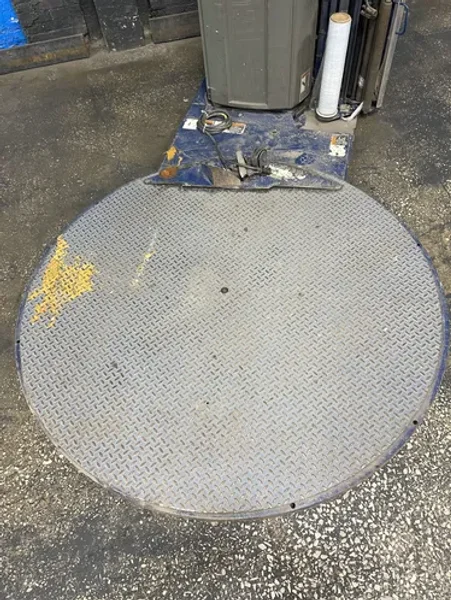 LANTECH 65” DIAMETER TURNTABLE Q-SERIES SEMI-AUTOMATED STRETCH WRAPPING SYSTEM
