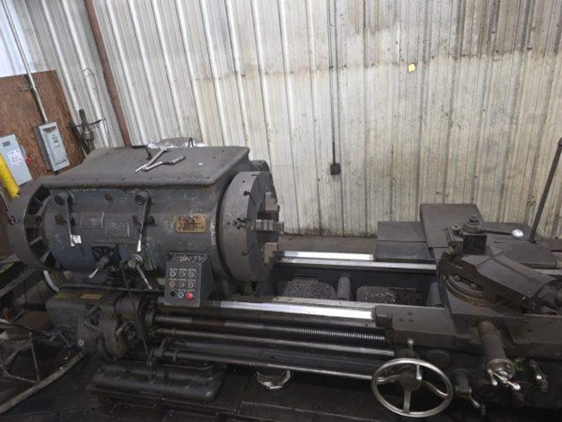 1900 LEHMANN 40" x 360" Engine Lathe - Durable, Precision Engineering