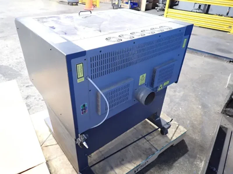Epilog Helix 26x9x4 Engraving System - 8000 Laser System