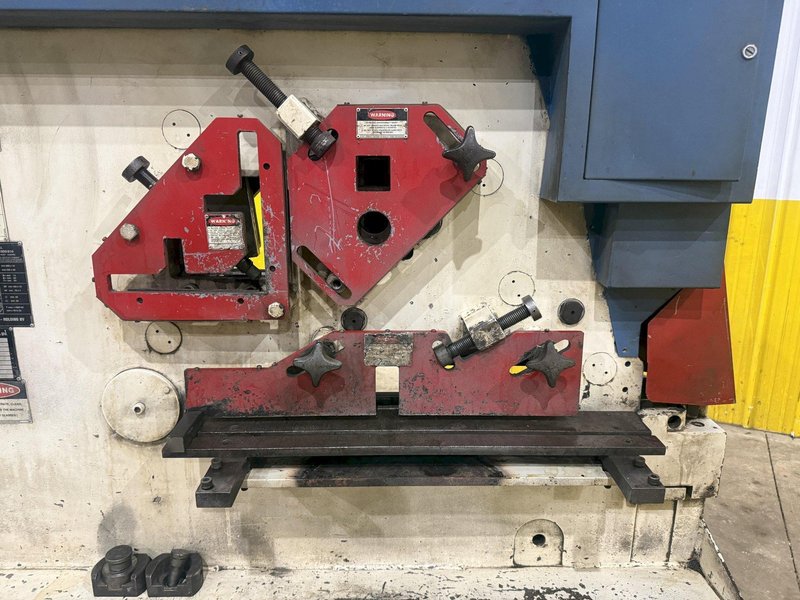 110 TON MUBEA MODEL #HIW 1000/610 HYDRAULIC IRONWORKER: YOBRO #25673
