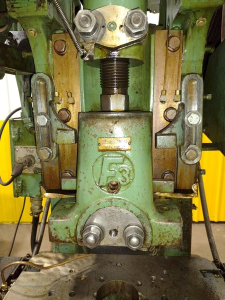 32 TON FEDERAL OBI STAMPING PUNCH PRESS, 2.5&quot; STROKE: STOCK #18264