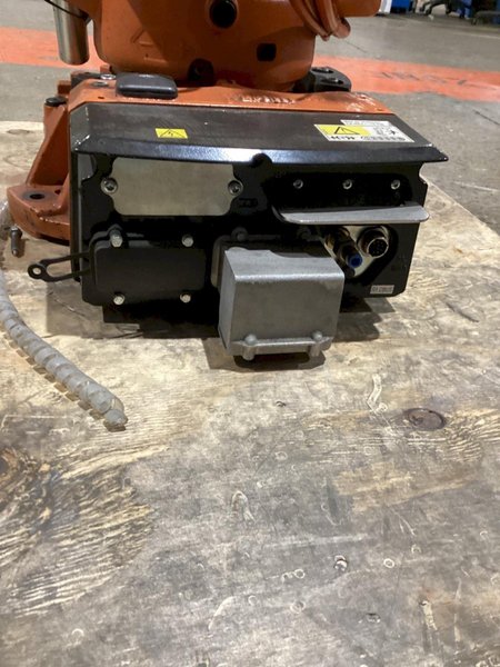 ABB IRB 2600 M2004 Robot w/ IRC5 Controls, Missing Cable Set USED