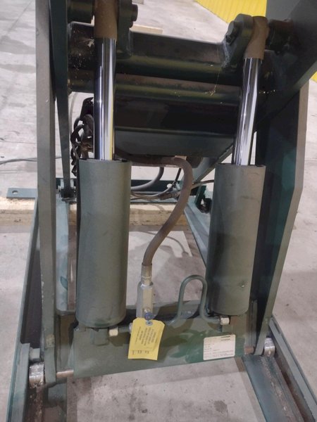 3800 LBS X 60" X 42" SOUTHWORTH MODEL #LS4-36 HYDRAULIC SCISSOR LIFT TABLE WITH ROLLER TOP, 110 VOLT: STOCK #20887