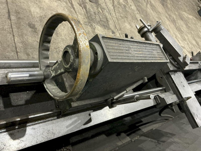 CLAUSING ENGINE LATHE: YOBRO #25140
