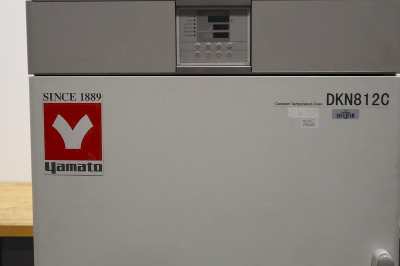Yamato DKN812C Programmable Forced Convection Oven – 300L, 260°C, 13 Rack Positions- Auction Item