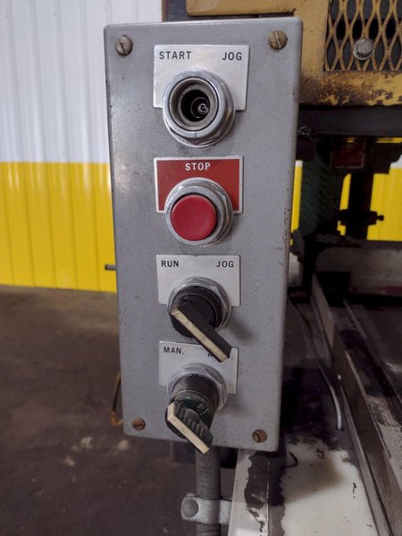 HORIZONTAL MOTORIZED CONVEYOR: STOCK #19562