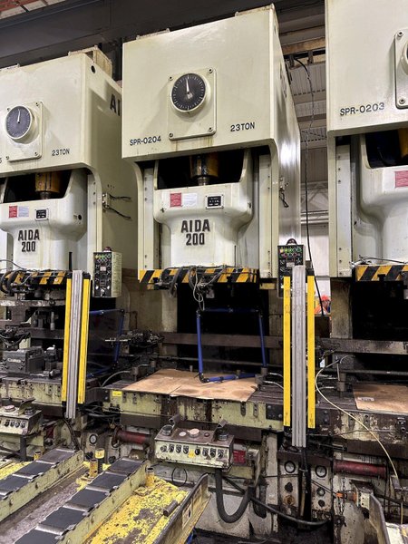 (3) 220 TON AIDA PRESS LINE, W/ STOCK FEEDER &amp; TRANSFER SYSTEM: STOCK #22200
