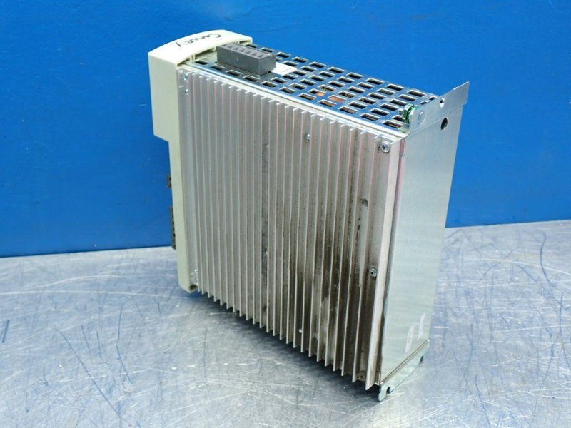 ALLEN BRADLEY 1.0KW, 2.0A OUTPUT, 2.7A INPUT KINETIX 350 SINGLE-AXIS SERVO DRIVE  -  2097-V34PR3-LM