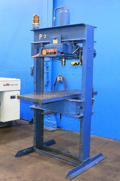 75 TON DAKE H-FRAME ELEC-DRAULIC HYDRAULIC PRESS MODEL 5-075