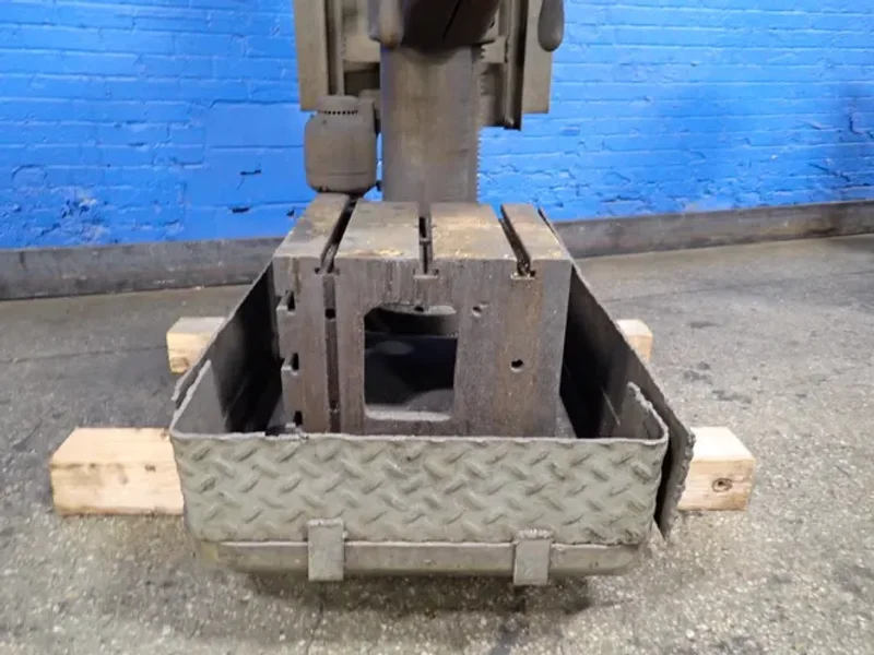 CINCINNATI BICKFORD DRILL PRESS  -  M 628