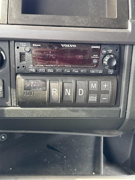 2024 Volvo VNL64T860 4V4NC9EH8RN656676